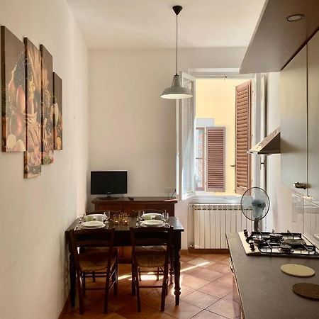 Nice & Roomy Apartment Behind The Uffizi Museum فلورنس المظهر الخارجي الصورة