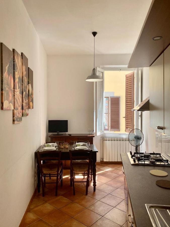 Nice & Roomy Apartment Behind The Uffizi Museum فلورنس المظهر الخارجي الصورة